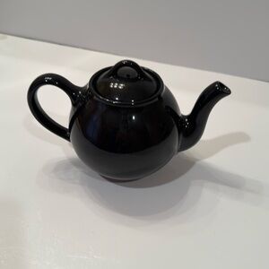 Vintage  Lipton Teapot Black